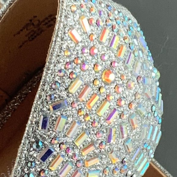 Wedding or Evening wear Heels - Picture 2 of 3